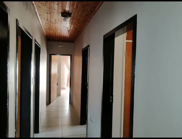 3 BEDROOM HOUSE FOR SALE IN VANDERBIJLPARK CE 5